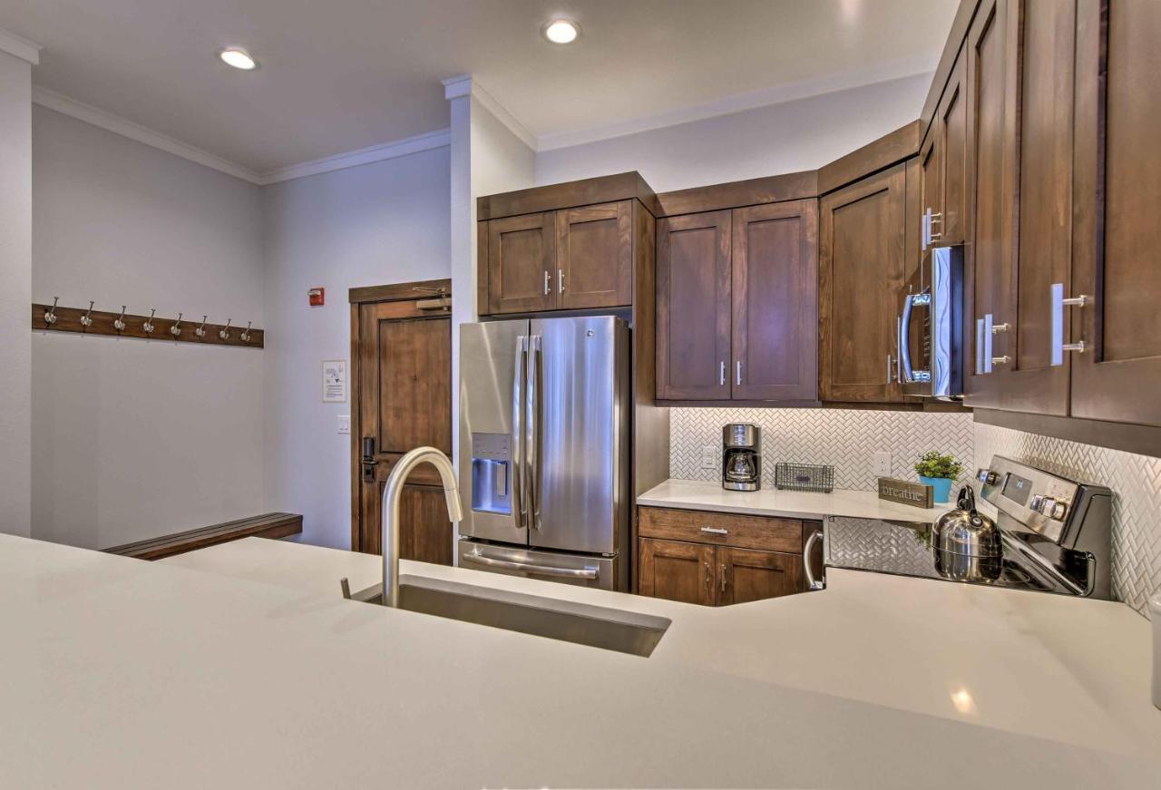Slopeside Solitude Condo - Walk To Ski Lifts! Luaran gambar