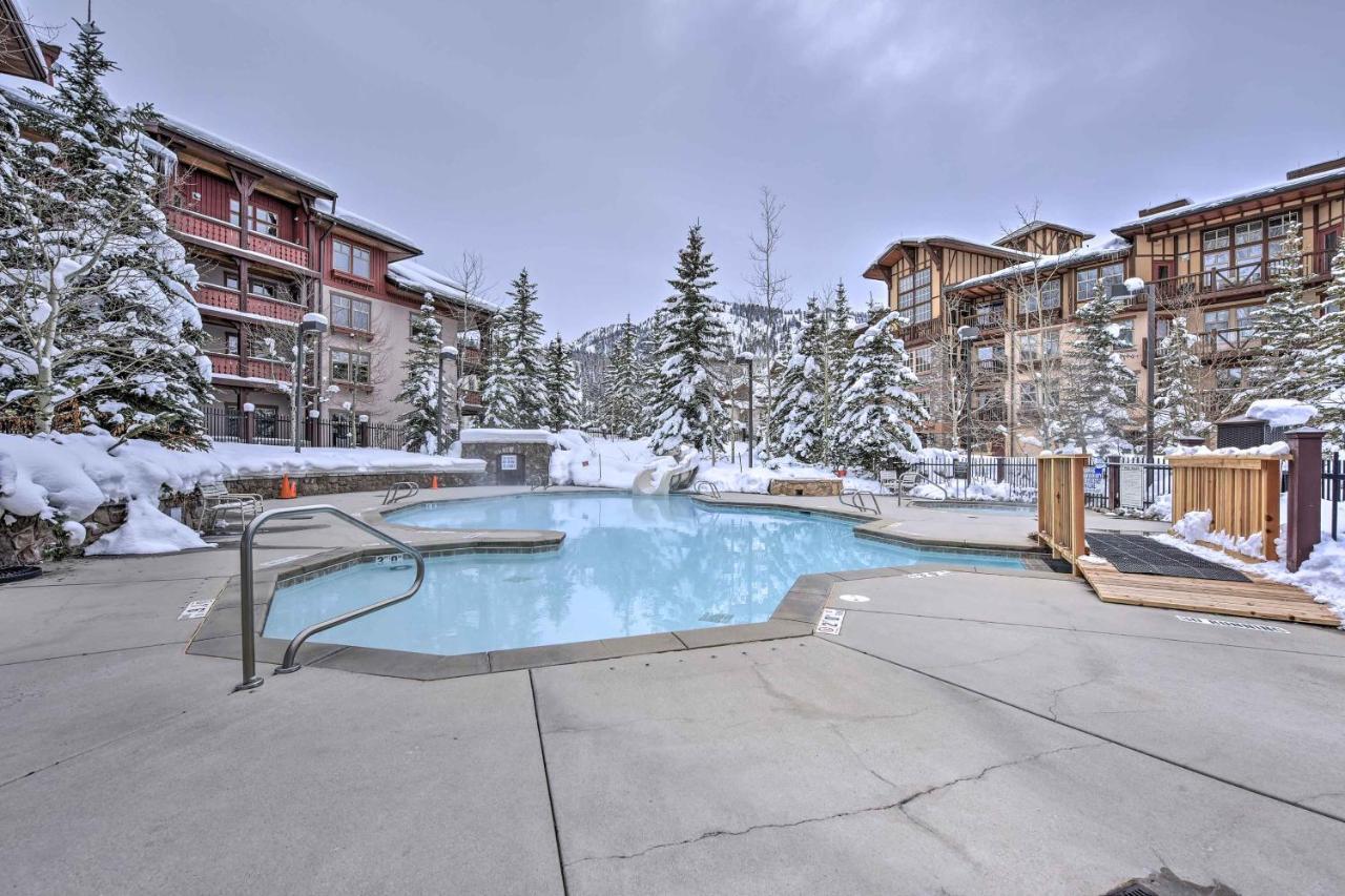 Slopeside Solitude Condo - Walk To Ski Lifts! Luaran gambar